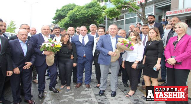 MHP Ataşehir ilçe teşkilatı vatandaşlarla buluştu