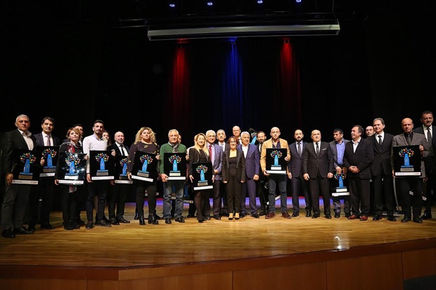 CAM DOSTLARI ÖDÜLLERİNİ ALDI