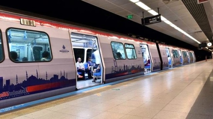 Metro artık Cumartesi günlerinde 8 vagonla hizmet verecek