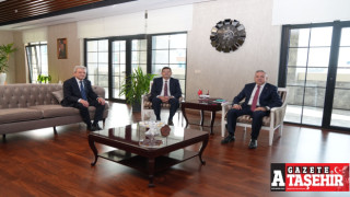 Başkan Orhan Çerkez'den Çekmeköy Kaymakamı Resul Çelik'e ziyaret