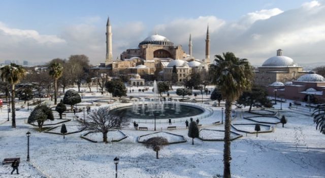 AKOM uyardı: İstanbul'a kar geliyor