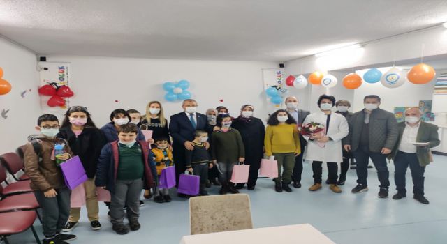 İsmail Erdem Otizmli çocuklarla buluştu