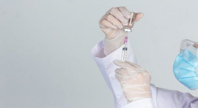 Pfizer: Aşıda üçüncü doz gerekebilir