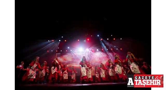 ATAFOLK 15’inci sanat yılını muhteşem gösterileriyle kutladı