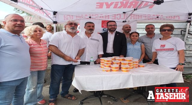 CHP İçerenköy temsilciliğinden Aşure etkinliği