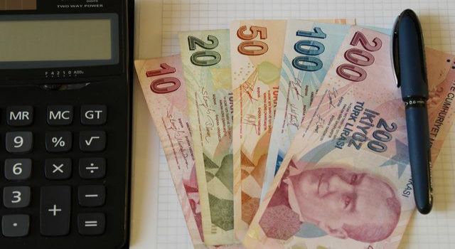 Memur ve emekliler dikkat! Meclis'ten geçerek yasalaştı