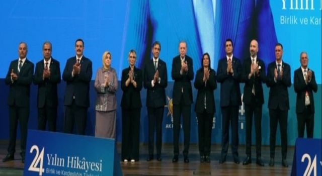 AK Parti’ye geçen belediye sayısı dikkat çekti