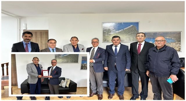 ÇILDIRLI EĞİTİMCİLER PLATFORMUNDAN PROF. DR. ESFENDER KORKMAZ'A TEŞEKKÜR ZİYARETİ