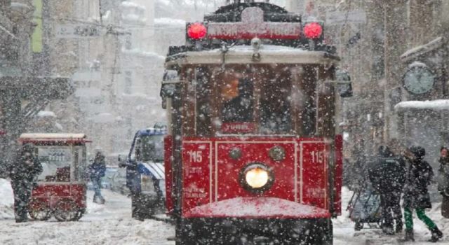 İstanbul'a önce soğuk sonra kar yağışı geliyor!