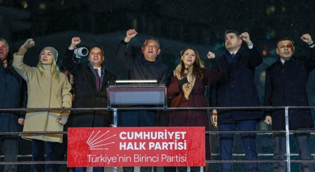 CHP’nin 39’uncu “Millet İradesine Sahip Çıkıyor” Mitingi Ataşehir’de Yapıldı