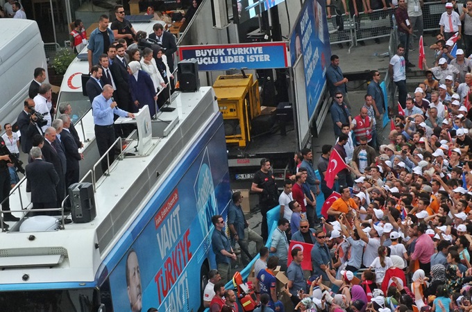 ERDOĞAN; “PAZAR GÜNÜ SANDIKLARDA HESABINI SORALIM”