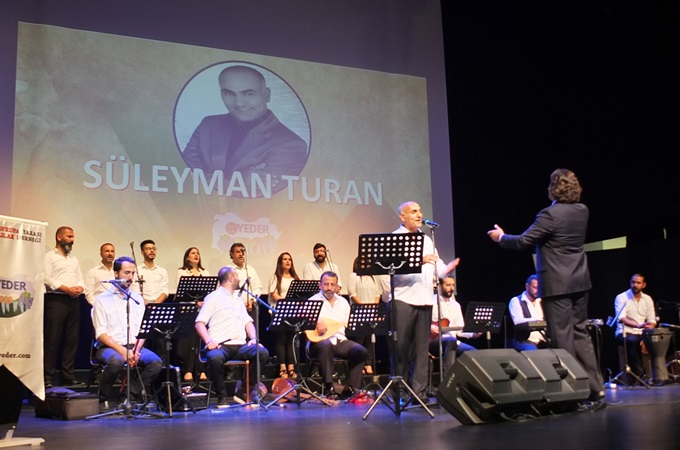 AYEDER’DEN TÜRKÜ DOLU BİR GECE