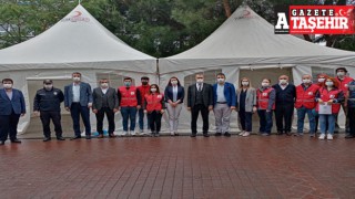 Ataşehir'de Kaymakamlığın düzenlediği “Kan Bağışı Kampanyasına” yoğun ilgi