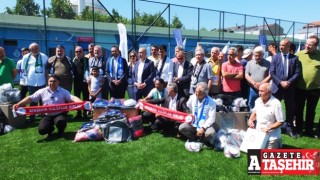 İBB Amatör Spor Kulüplerine malzeme desteğine devam ediyor