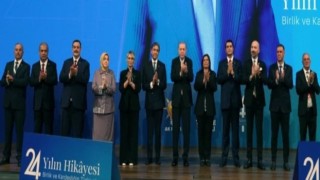 AK Parti’ye geçen belediye sayısı dikkat çekti