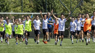 Ataşehir Belediyesi sağlıklı bir yaşam için spor eğitimlerine devam ediyor