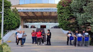 Bayrampaşa Belediyesi'ne operasyon: Belediye Başkanı Hasan Mutlu hakkında gözaltı kararı