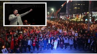 ATAŞEHİR’DE BİNLERCE KİŞİ 29 EKİM COŞKUSUNA ORTAK OLDU