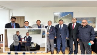 ÇILDIRLI EĞİTİMCİLER PLATFORMUNDAN PROF. DR. ESFENDER KORKMAZ'A TEŞEKKÜR ZİYARETİ